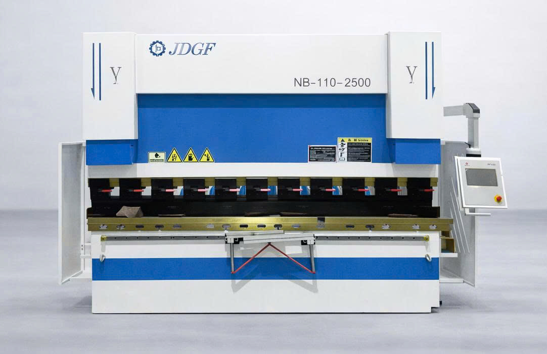 Máy chấn NC 110T2500 - ảnh 1