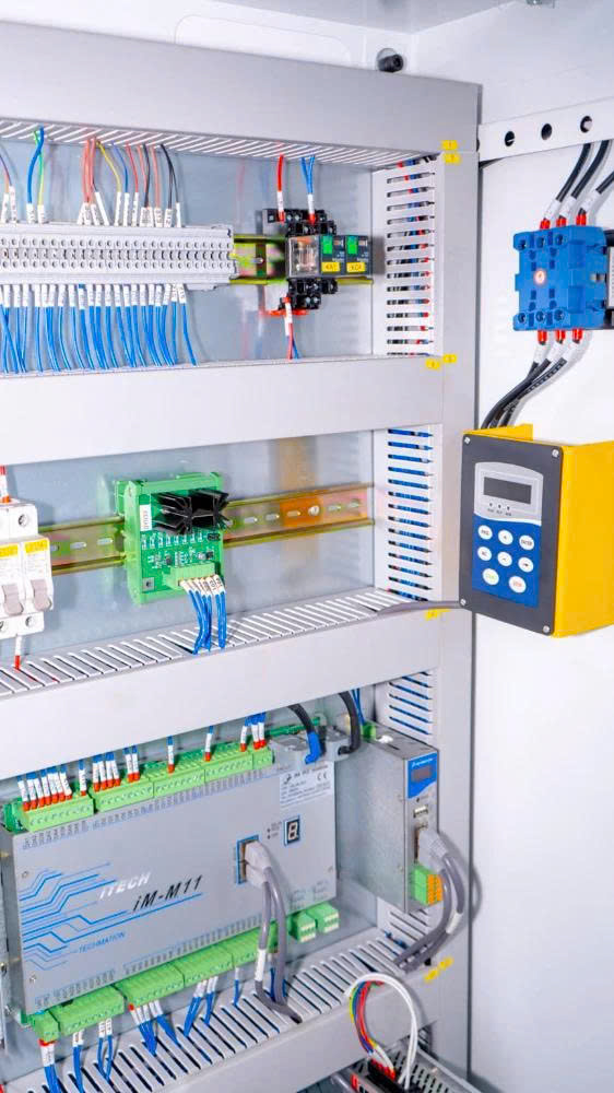 Máy chấn tôn thủy lực 100 tấn – PBC 100T/3200 - ảnh 8