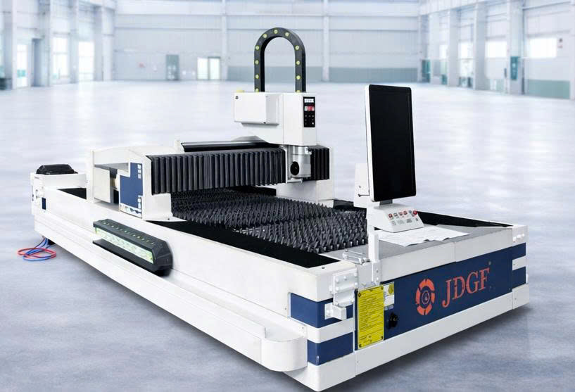 Máy cắt Laser 1500W/3000W 3015