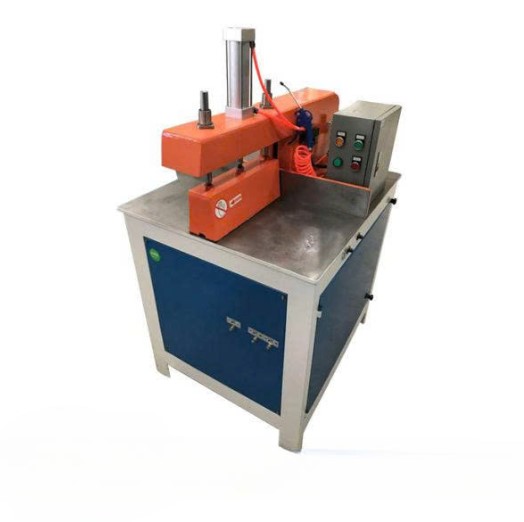 Máy cắt nhôm định hình NC405