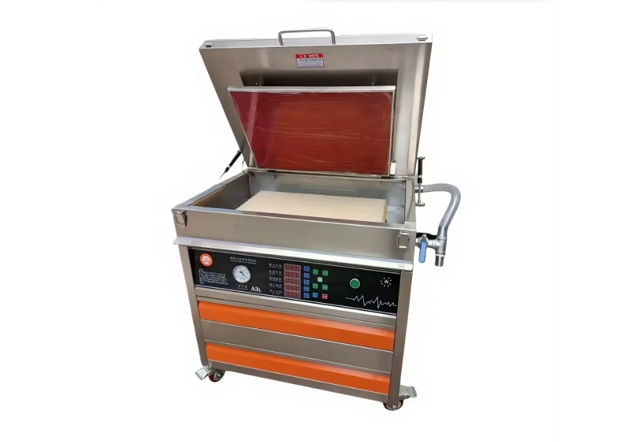Máy chụp bản Polymer (Bàn chà bản phía dưới) 