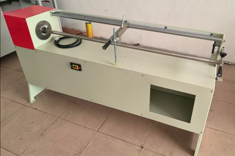 Máy cắt cuộn nhũ khổ lớn (Cuộn nhũ lớn) WJD-1350